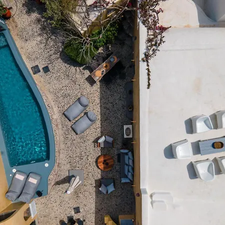 Nido House In Santorini *